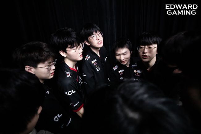 埃菲尔铁塔 埃菲尔铁塔