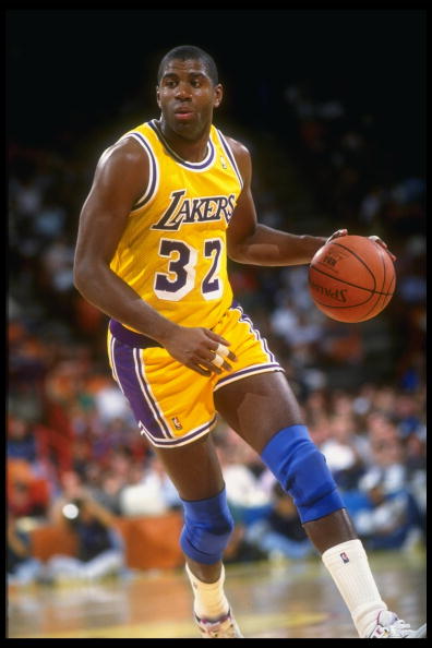 她持续把球 她持续把球